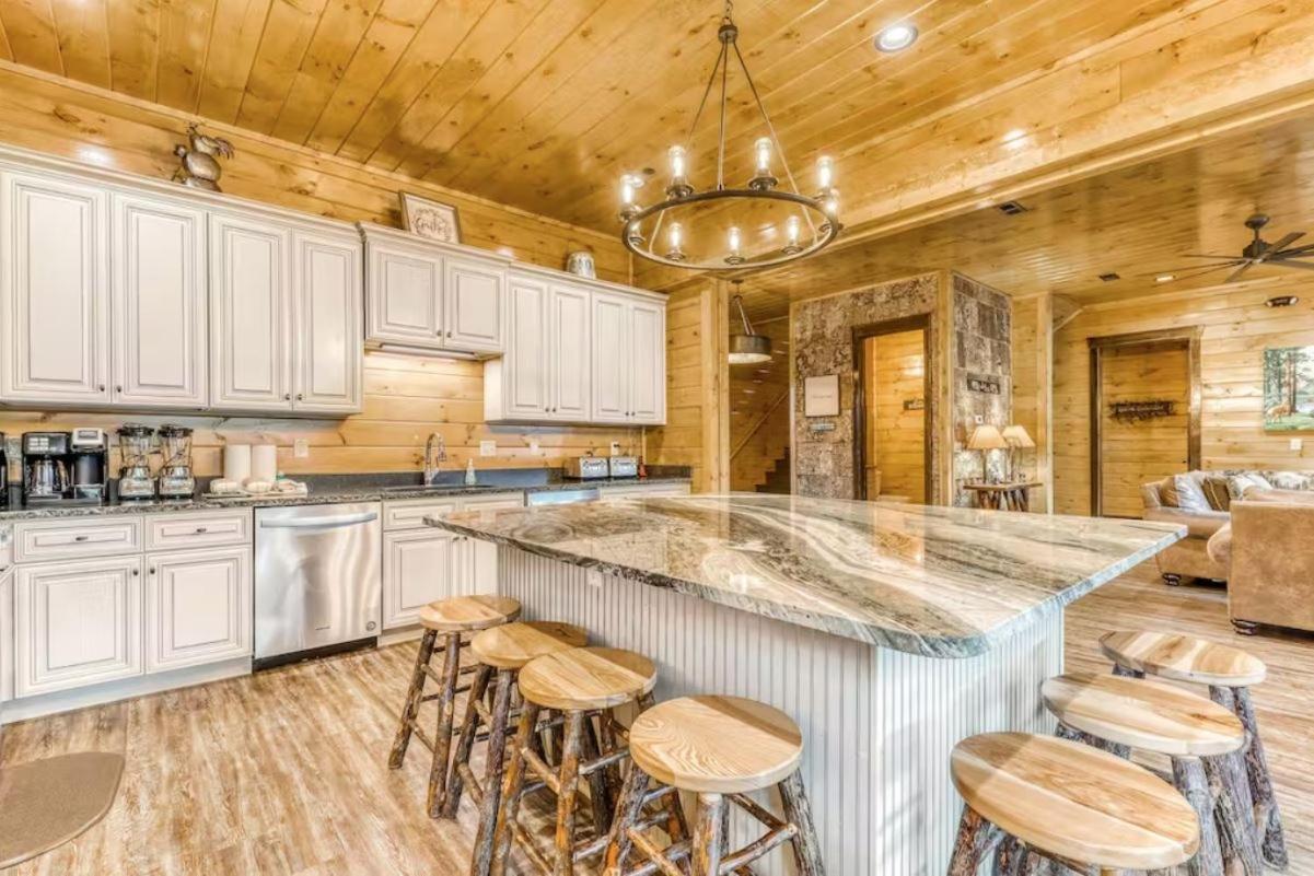 The Great Dogwood Manor By Stony Brook Cabins Gatlinburg Exterior foto