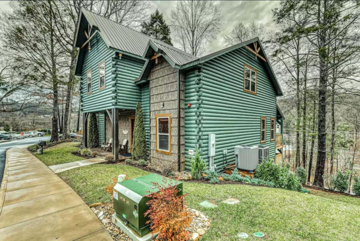 The Great Dogwood Manor By Stony Brook Cabins Gatlinburg Exterior foto